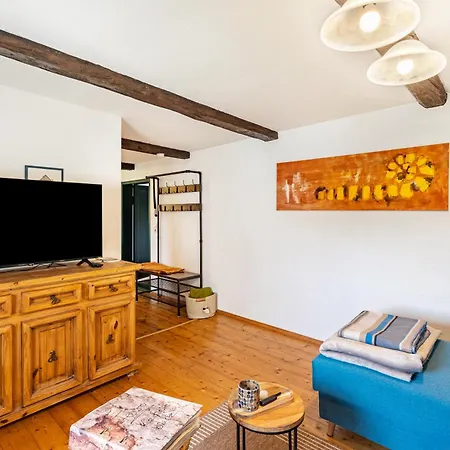 Fuer 3 Personen 35 M² * Bertsdorf-Hoernitz