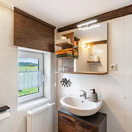 Fuer 3 Personen 35 M² Apartment Bertsdorf-Hoernitz