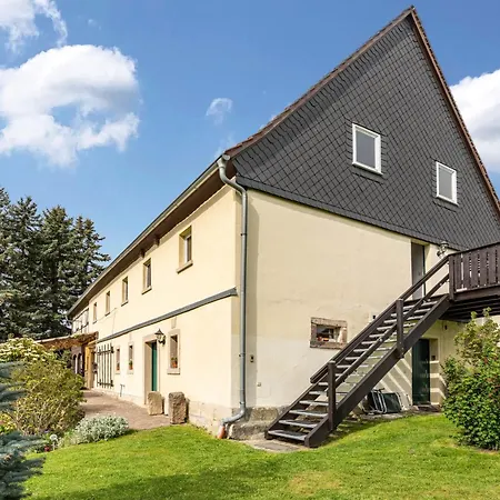 Fuer 3 Personen 35 M² Apartment *